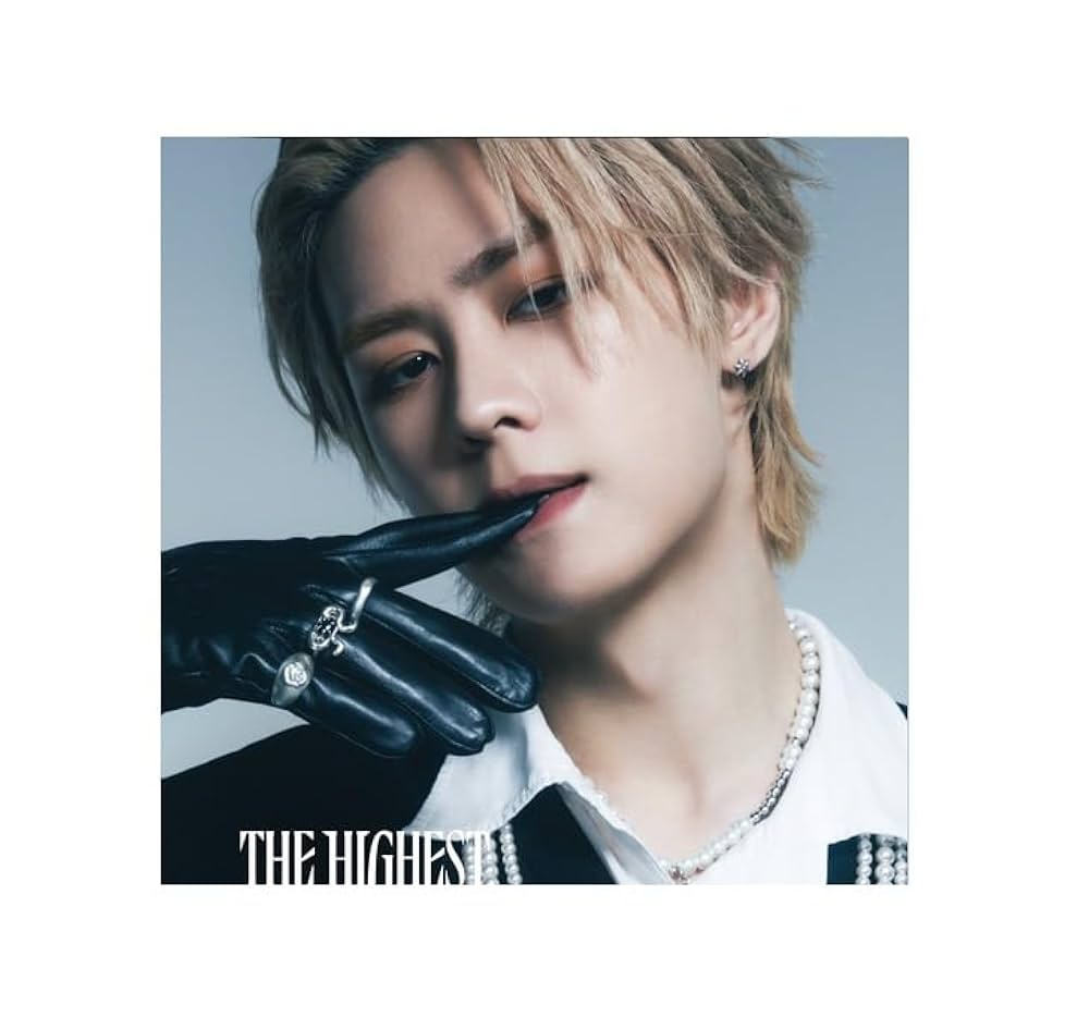 Amazon.co.jp: 威神V ウェイシェンブイ WayV - Japan 1st Mini